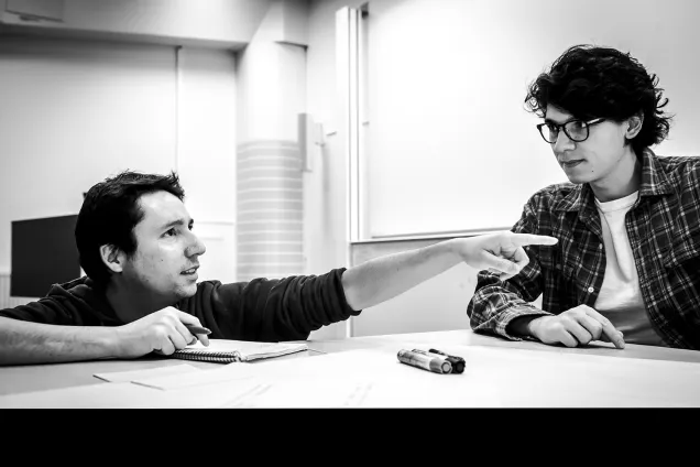 Teacher and student at LUCSUS. Photo.